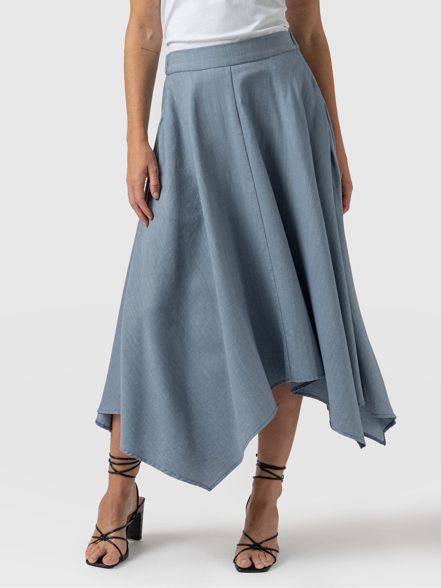 Noho Skirt Chambray - Women's Skirts | Saint + Sofia® EU
